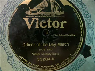 small_victor 35284 b.webp